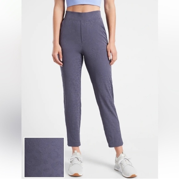 Athleta Brooklyn Textured Ankle Pants in Leopard Purple Print Size 14 - Picture 1 of 9